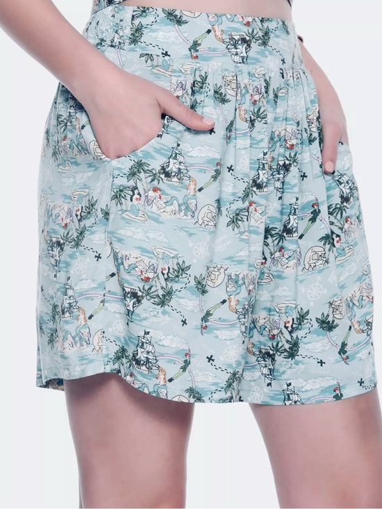 Disney Pants - Disney, Mermaid Lagoon Peter Pan High Waisted Shorts with Pockets. Medium